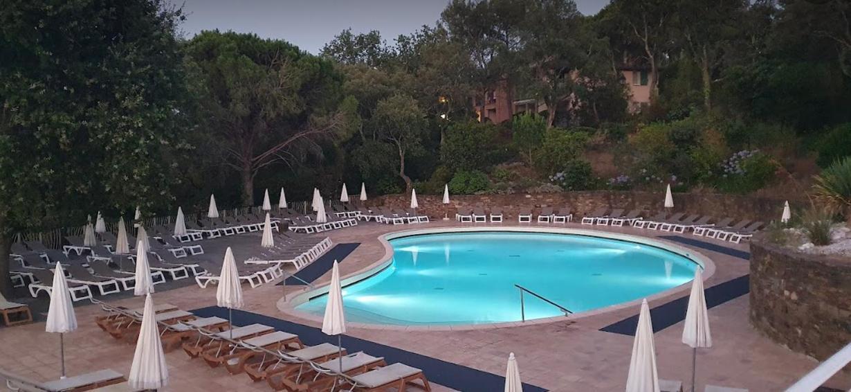 Charmant Appartement Village Restanques De Saint Tropez Grimaud Buitenkant foto