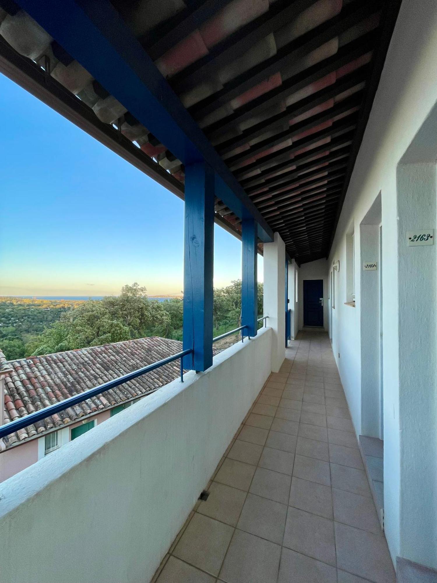 Charmant Appartement Village Restanques De Saint Tropez Grimaud Buitenkant foto